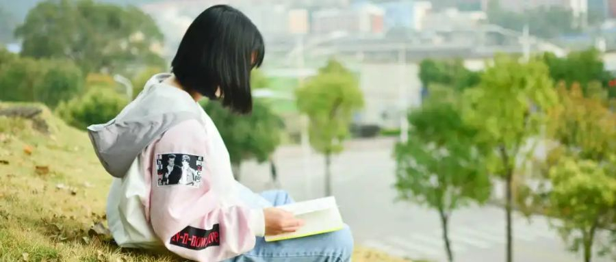 及早準(zhǔn)備，2025年廣東普通高校招生統(tǒng)一考試報(bào)名注意事項(xiàng)。