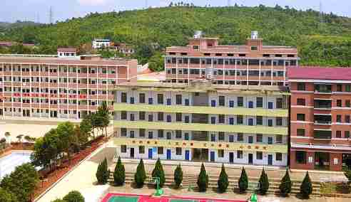 衡陽(yáng)衡山明星體育藝術(shù)中等專業(yè)學(xué)校