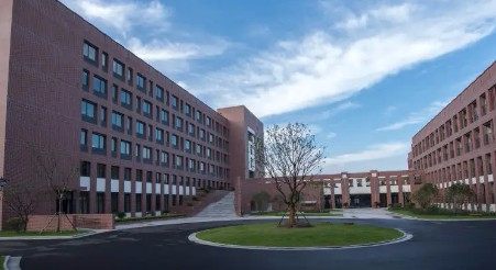 上海曹楊第二中學(xué)