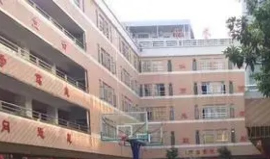 廣州天河區(qū)同仁藝體實(shí)驗(yàn)中學(xué)