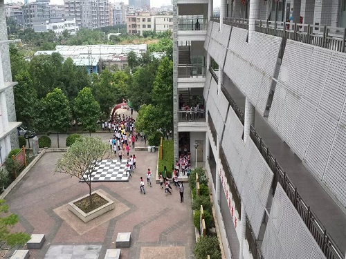 黃浦區(qū)蘿峰小學(xué)