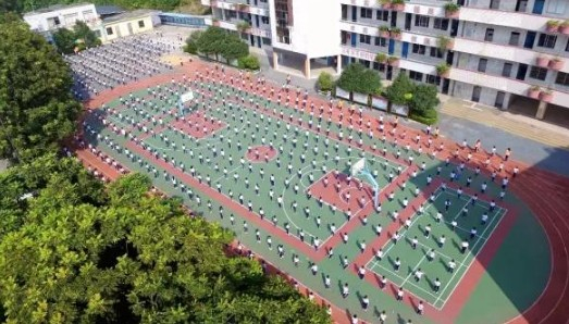 廣州南沙區(qū)港龍中英文實驗學校