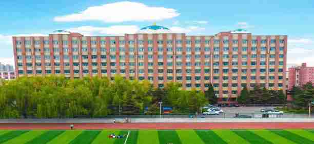 呼和浩特民族學院