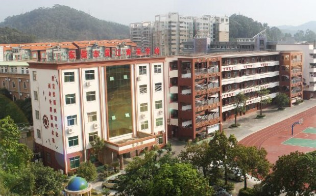 東莞黃江育英小學(xué)