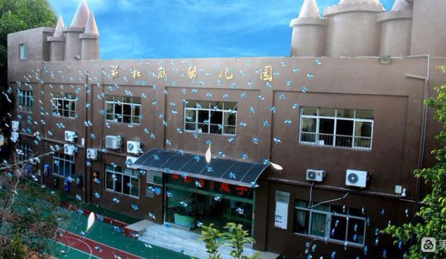 深圳龍華區(qū)桂花小學附屬簕杜鵑幼兒園