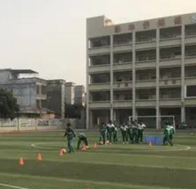 廣州美成小學(xué)