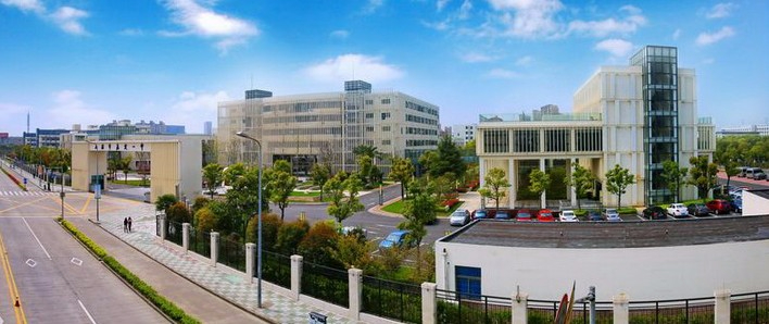 上海嘉定區(qū)第一中學(xué)