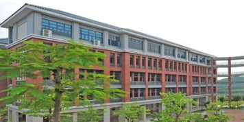 東莞市輕工業(yè)學校