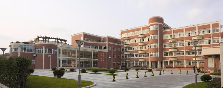 上海青浦區(qū)尚美中學