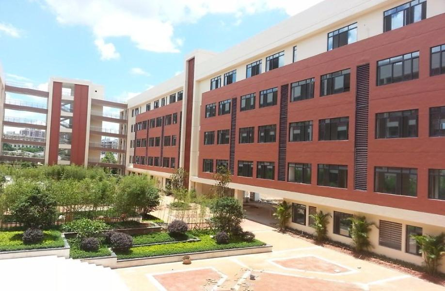 深圳大學(xué)附屬坂田學(xué)校