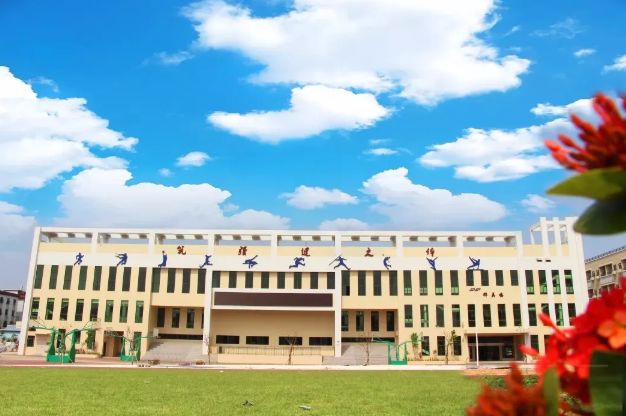 東莞大朗佳美實(shí)驗(yàn)學(xué)校(九年一貫制)