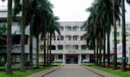 廣州靈山小學(xué)