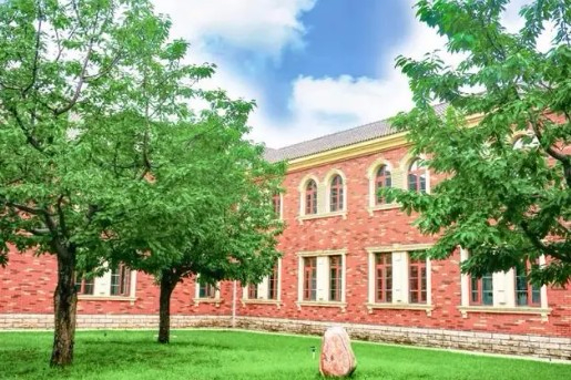 北京懷柔區(qū)青苗學(xué)校