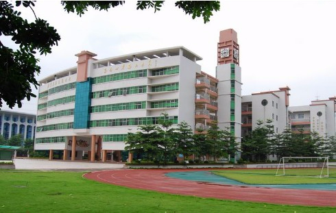 東莞鳳崗鎮(zhèn)中心小學(xué)