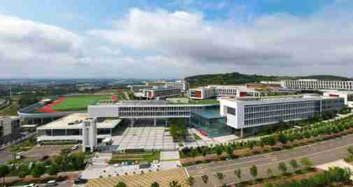 青島西海岸新區(qū)中德應(yīng)用技術(shù)學(xué)校