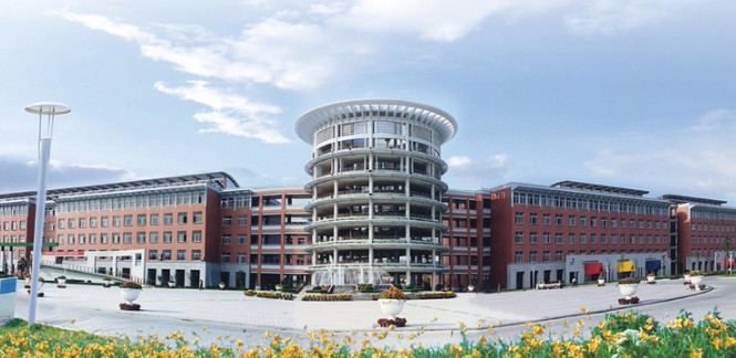 寧波浙江萬里學(xué)院