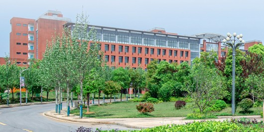 武漢湖北商貿(mào)學(xué)院