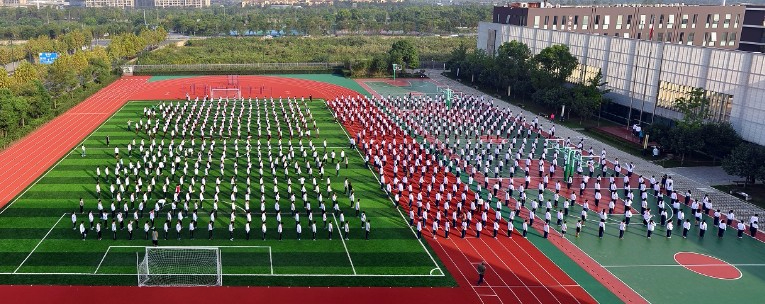 上海民辦華二初級中學(xué)